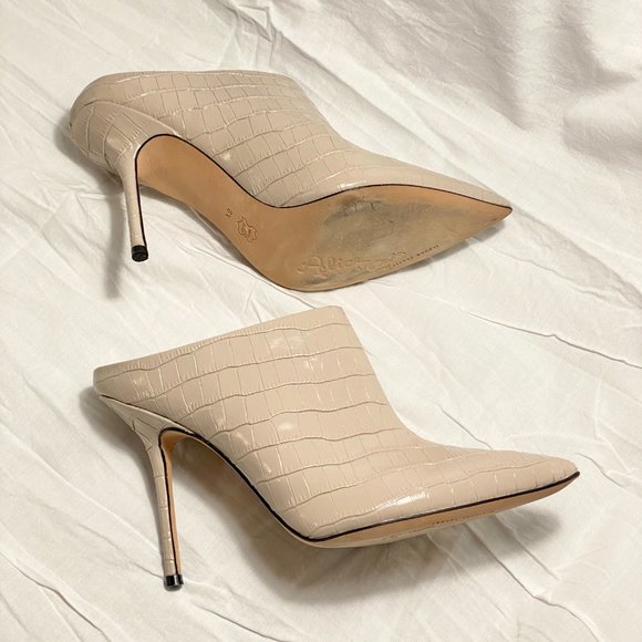 Alice + Olivia ecru patent embossed stiletto mules 8.5 - Picture 5 of 7